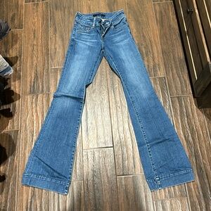 J Brand Lovestory Flare Jeans in Lovesick